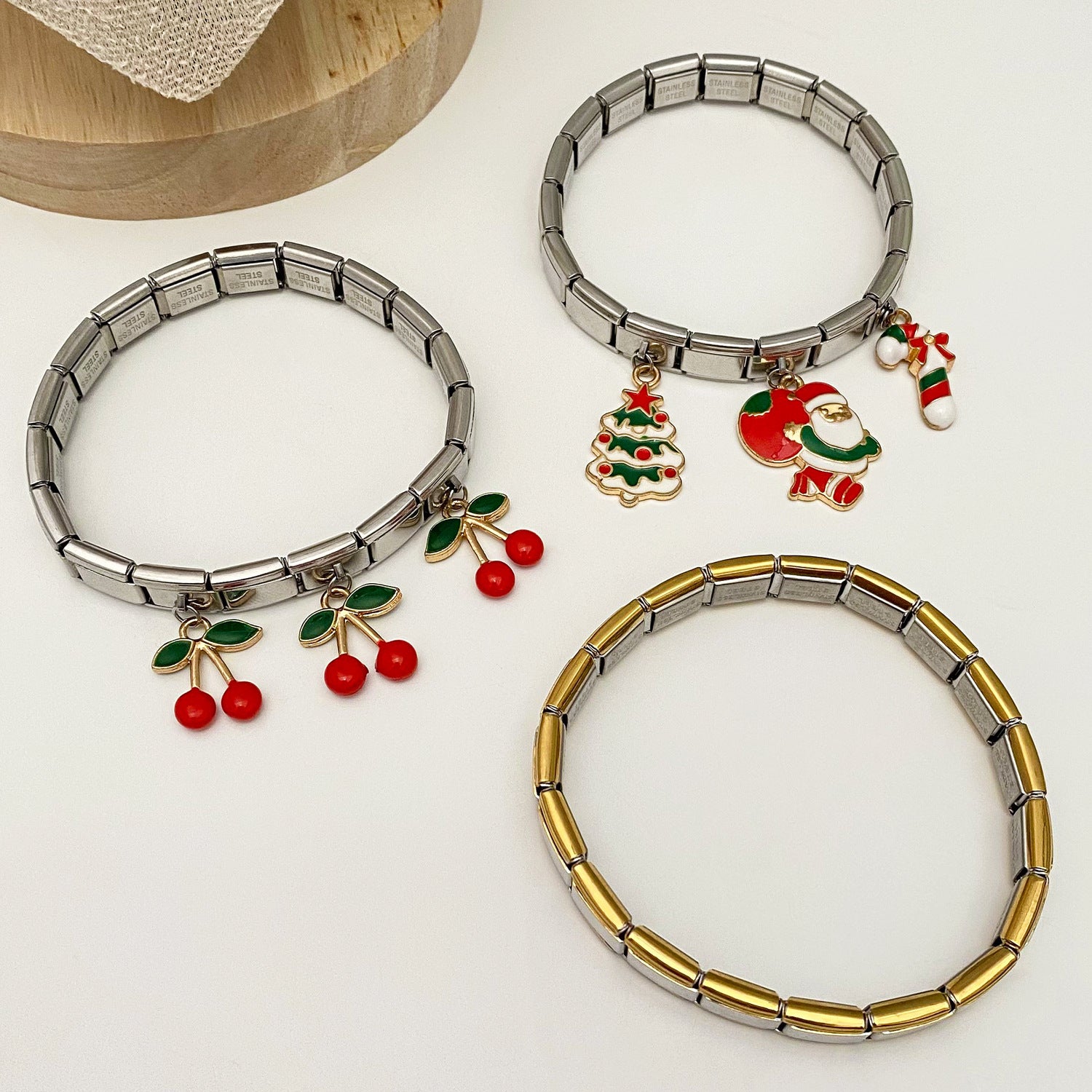 Wholesale Cherry Christmas Tree Pendant Bracelet